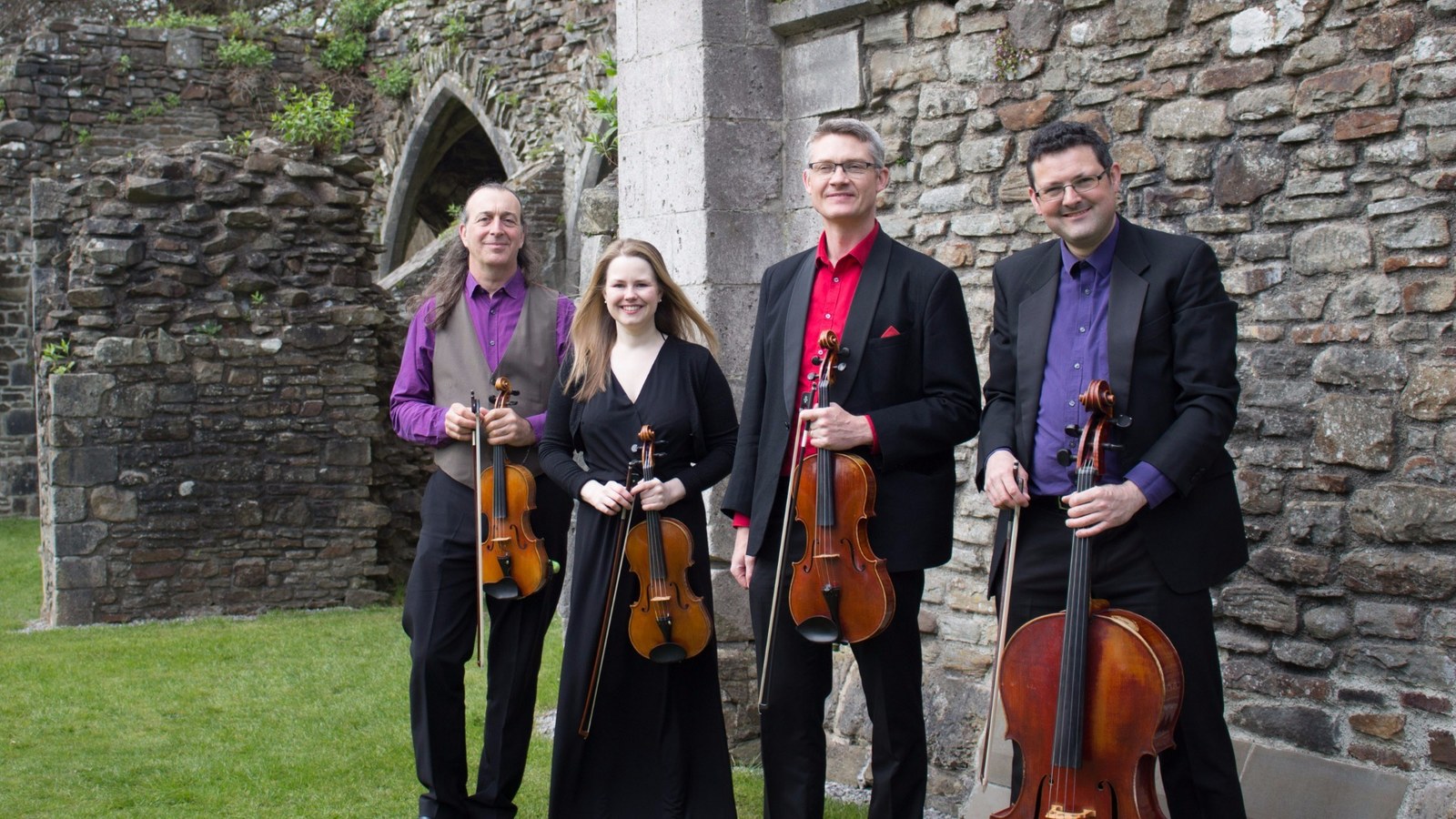 Bravura performing as part of a string quartet